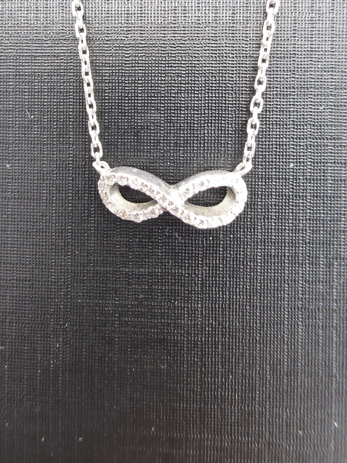 Neckless
