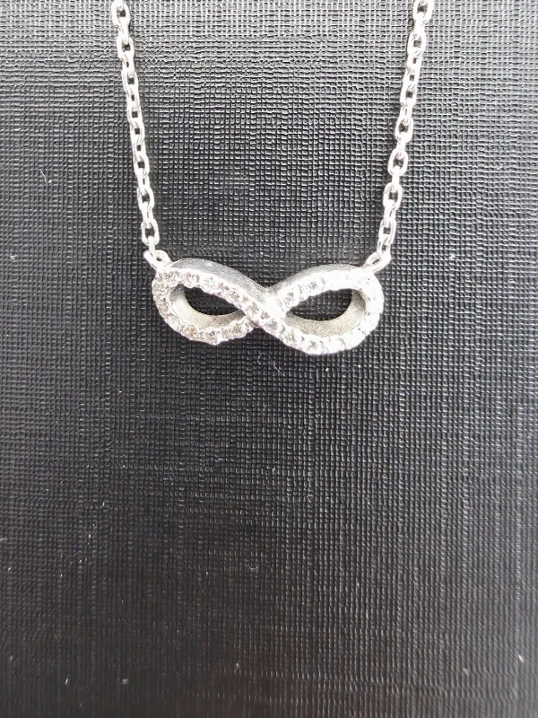 Neckless