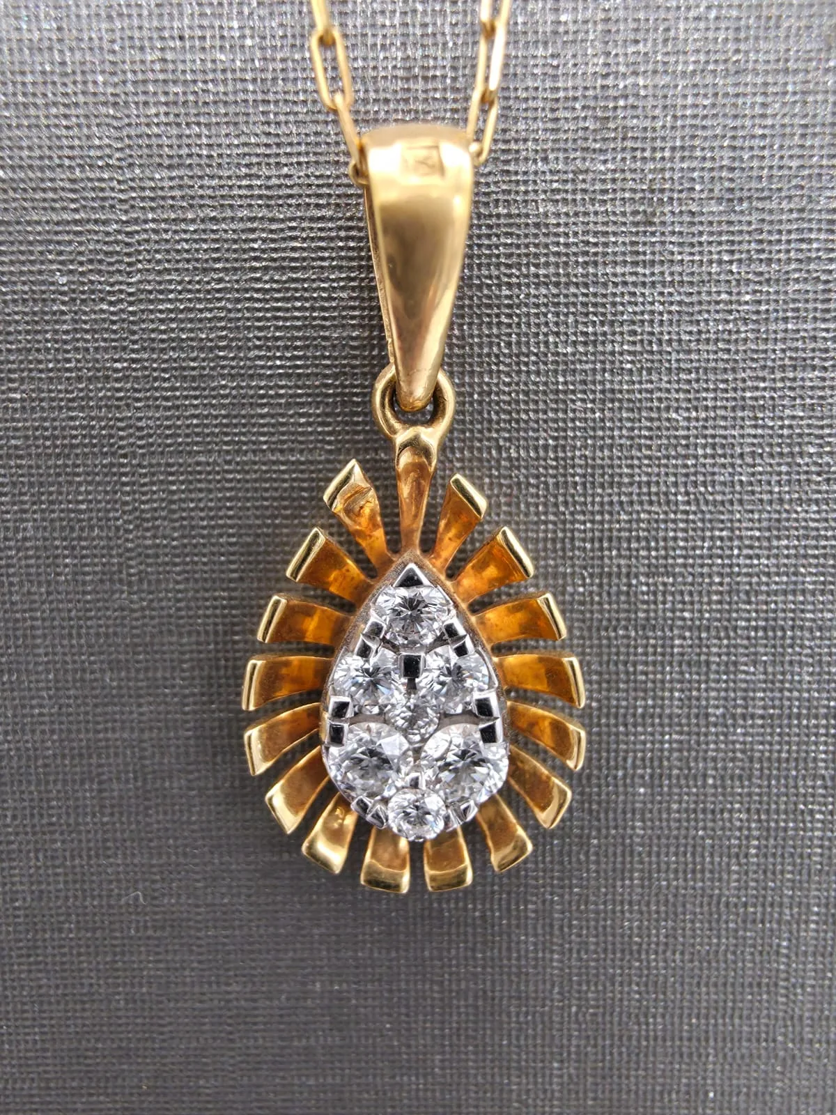 Neckless