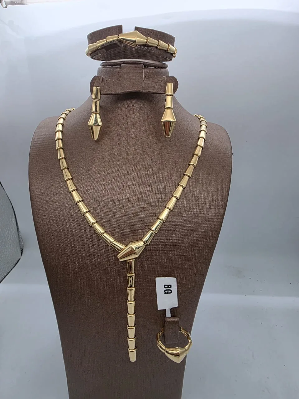 E خاتم