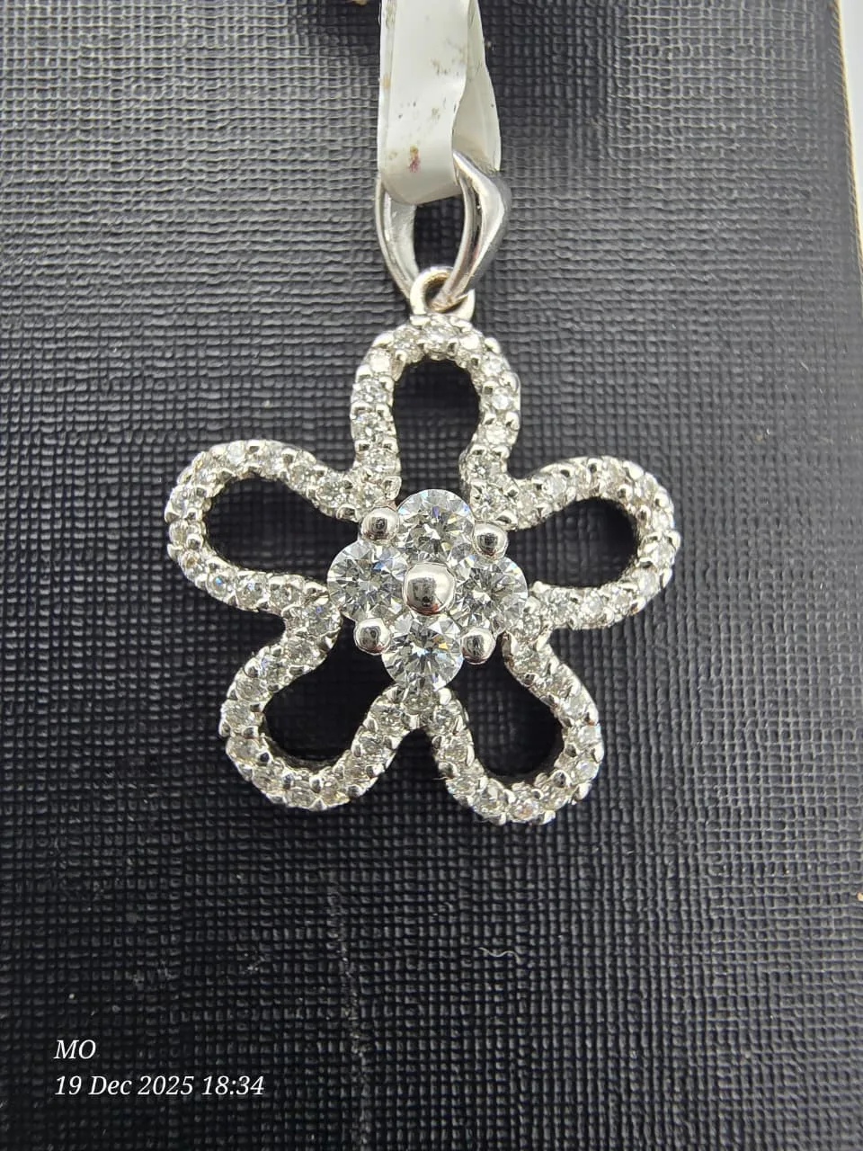Pendent