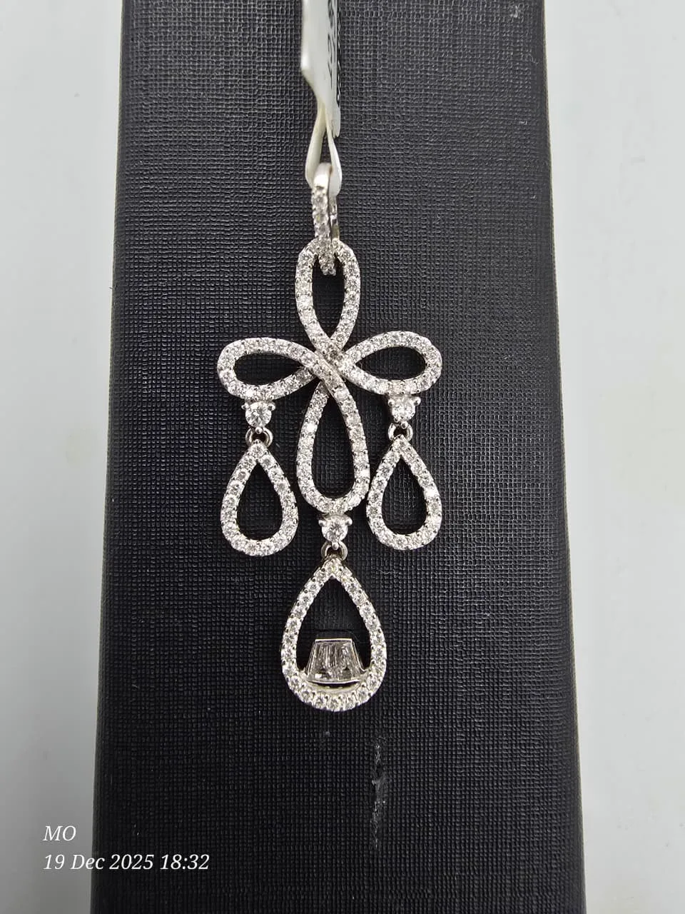 Pendent